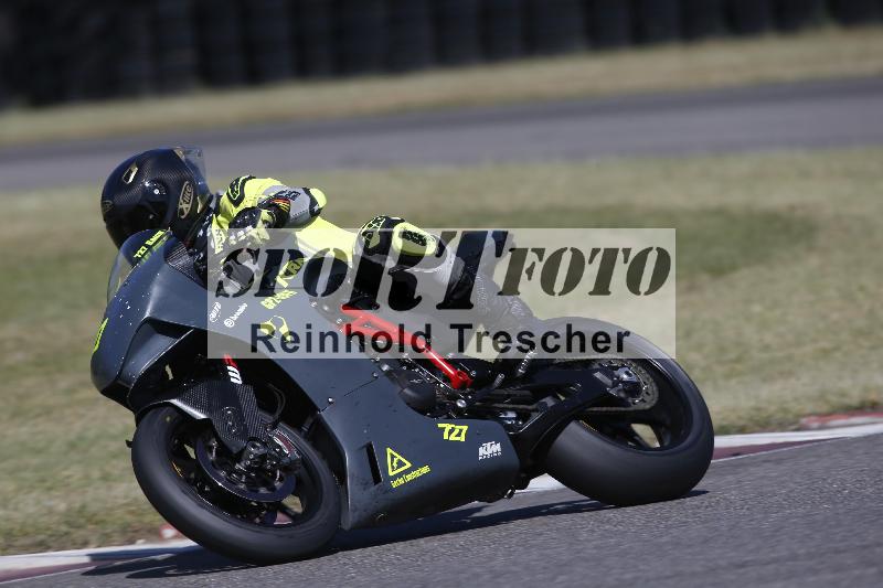/12 30.04.2026  Speer Racing ADR/Gruppe rot/727